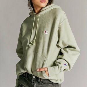 Champion & UO Novelty Graphic Hoodie Sweatshirt